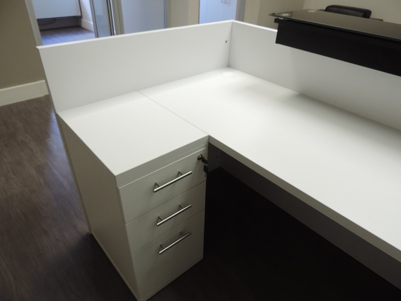 Compact Giorgio reception desk